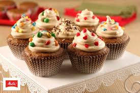 Ir para  <ul>
	<li>4 unidades de <a href="http://mdemulher.abril.com.br/receitas/ingredientes/ovo">ovo</a></li>
	<li>1 1/2 x&iacute;caras (ch&aacute;) de <a...
